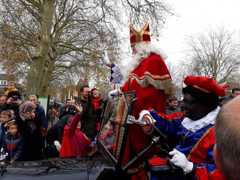 Mikuláš a čert v Nizozemsku / Černý Petr (Zwarte Piet)